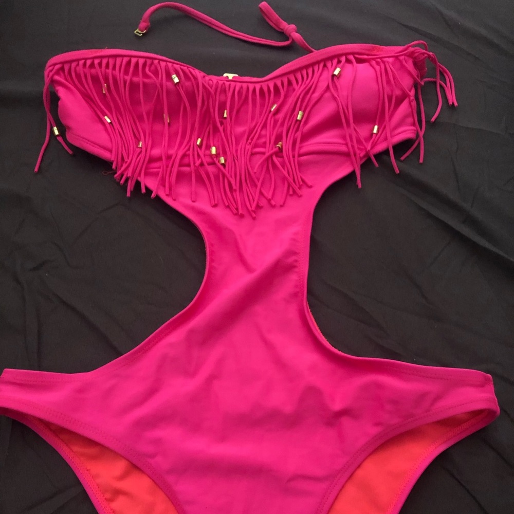 Bathing suit